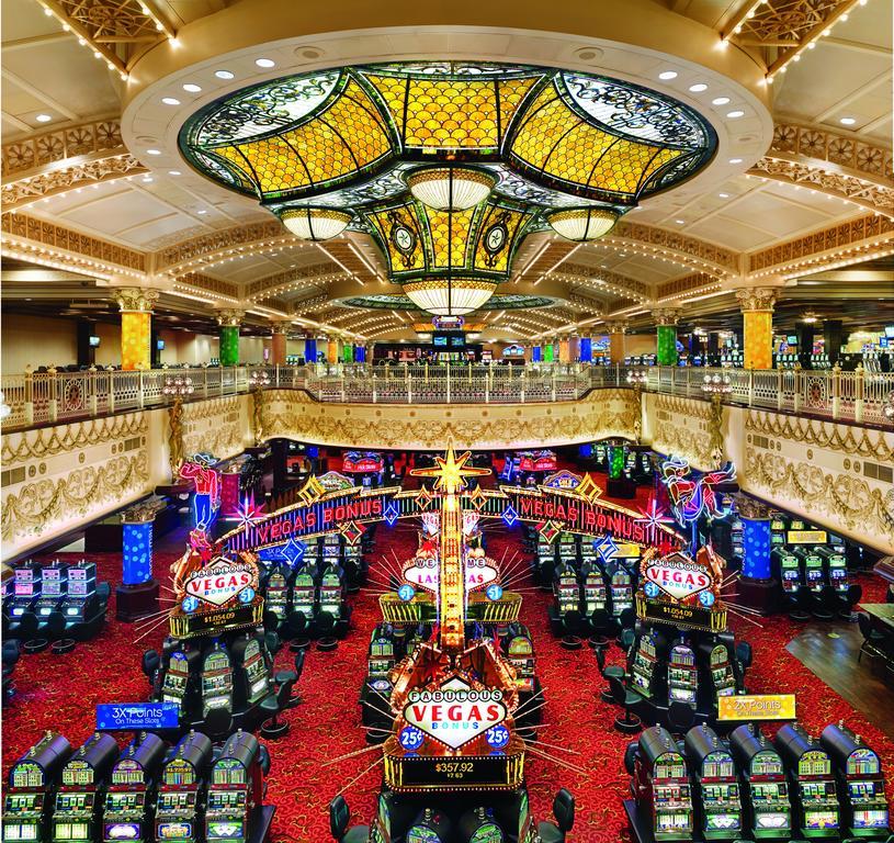 Ameristar Casino Hotel Kansas City Exterior photo